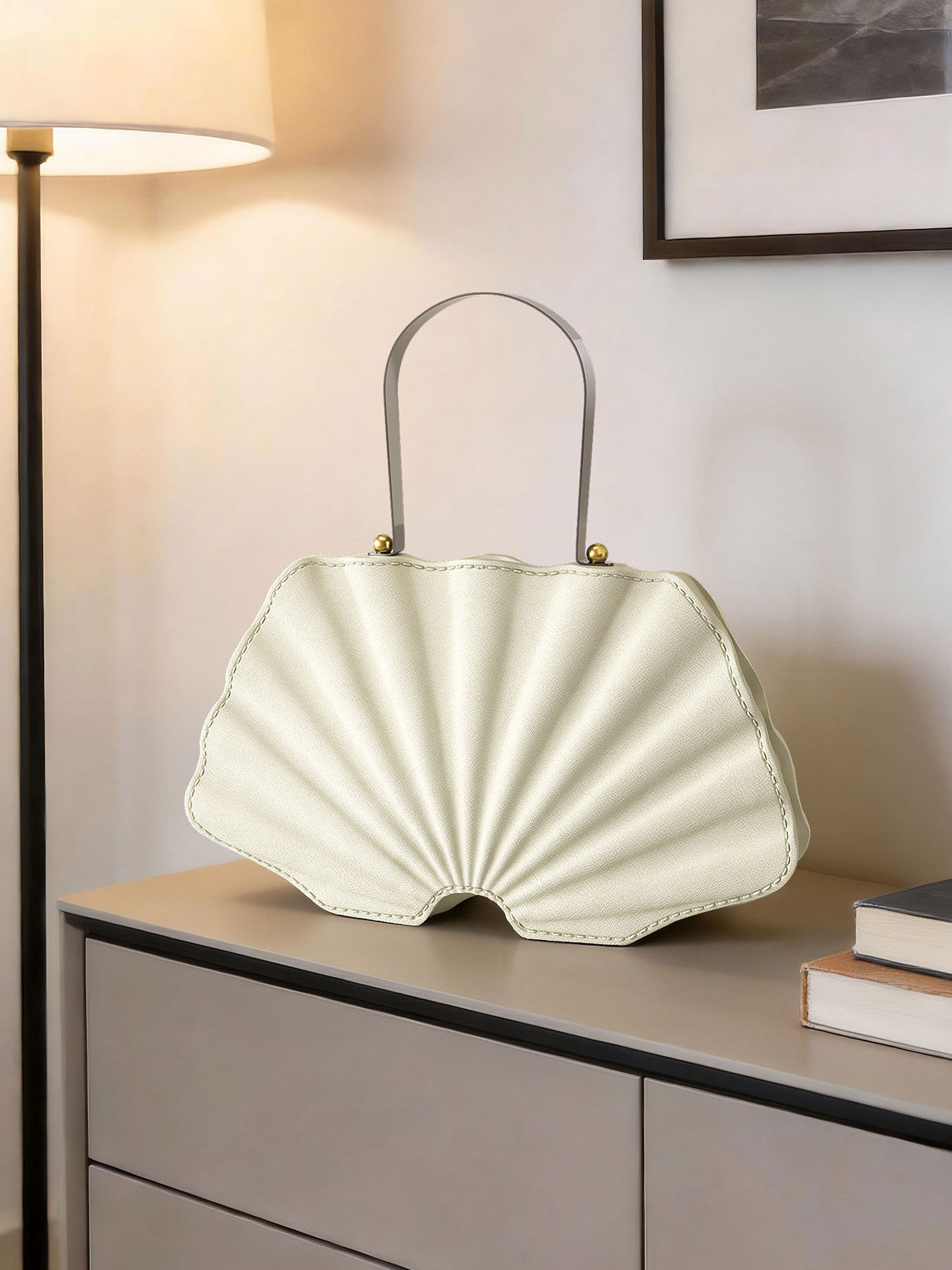 Statua Creativa a Forma di Con - Resin Art For Anniversary Gift recensione e prezzo