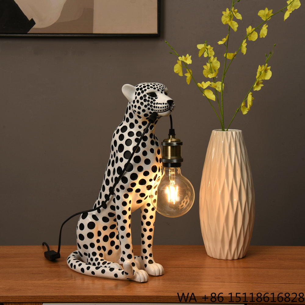 Scultura in Resina di Leopardo - Resin Art Lamp recensione e prezzo